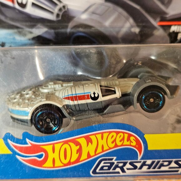 Hot Wheels Star Wars Carships Millennium Falcon Diecast Toy Vehicle 2016 DPV25 - Picture 2 of 3